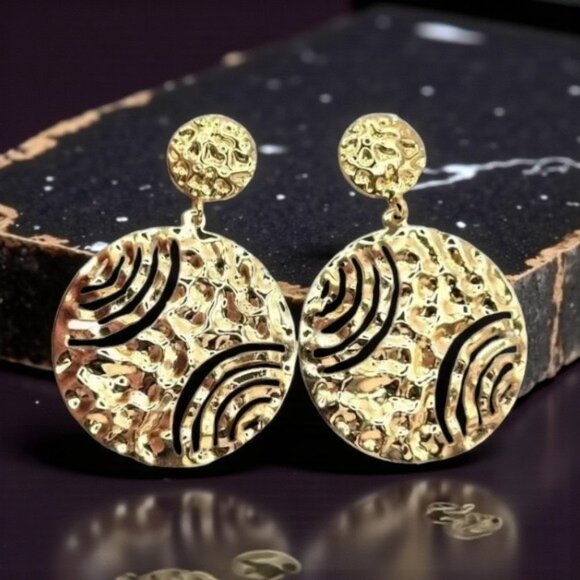 ๐๏ธModern Textured Round Statement Earrings Gold Plated Alloy Bold Chic Designer - Picture 1 of 13